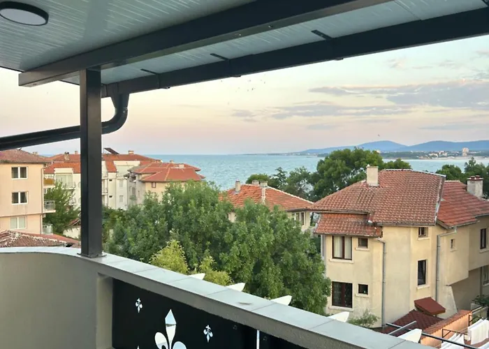 лилия 2 * Primorsko