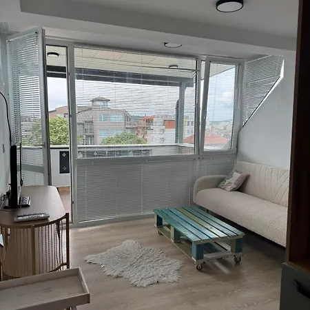 лилия 2 Apartment