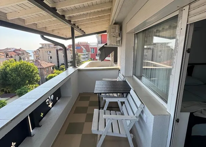 лилия 2 Apartment *