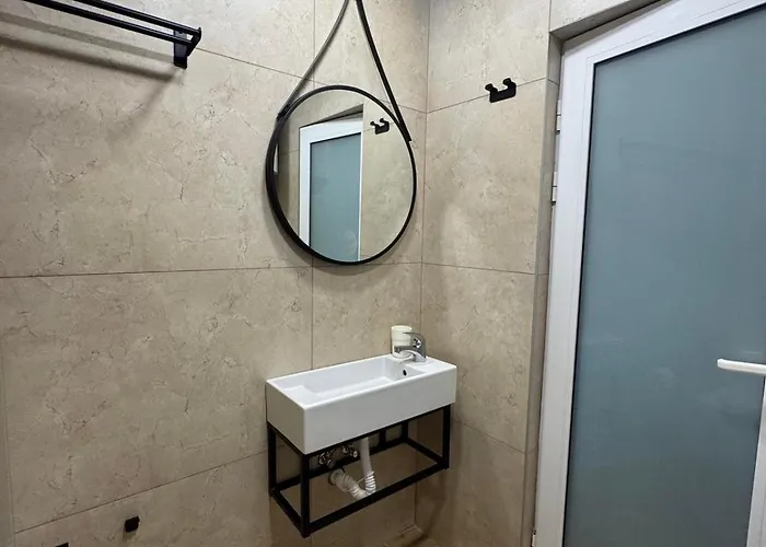 лилия 2 * Приморско