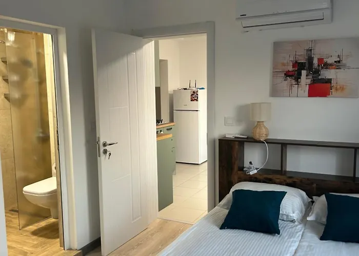 лилия 2 Апартамент Приморско