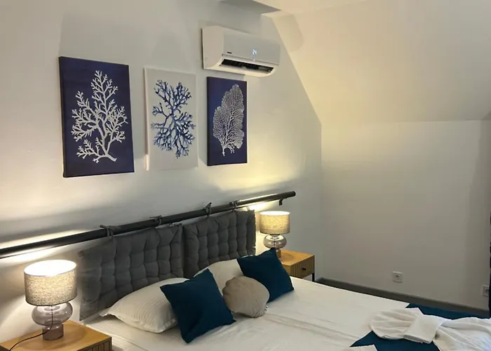 лилия 2 Апартамент