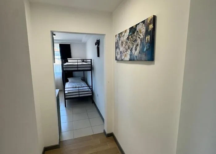 Apartment лилия 2 *