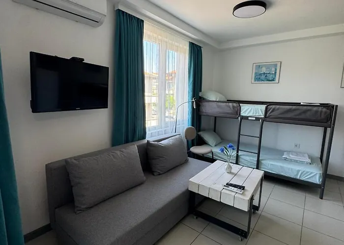 лилия 2 Апартамент